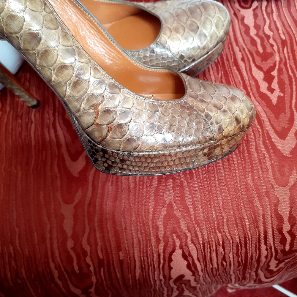 Gucci Brown Python/Snakeskin 5" Heels - image 7